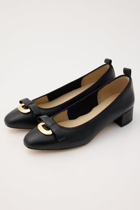 【スタッカート/STACCATO】のトーリーソフティパンプス 人気、トレンドファッション・服の通販 founy(ファニー) ファッション Fashion レディースファッション Fashion for Women アーモンドトゥ Almond Toe Shoes クラシック Classic, Timeless Style シューズ Shoes, Footwear スリム Slim, Slim Fit チャーム Charm, Pendant バレエ Ballet, Ballet Style フィット Fit, Slim Fit ブロック Block, Solid Block Pattern ベーシック Basic, Essential リボン Ribbon, Bow |ID:prp329100004649866