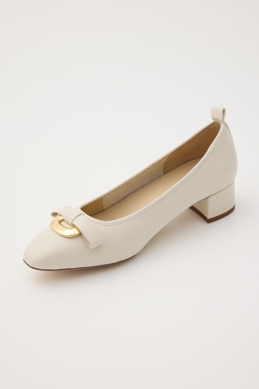 【スタッカート/STACCATO】のトーリーソフティパンプス 人気、トレンドファッション・服の通販 founy(ファニー) 　ファッション　Fashion　レディースファッション　Fashion for Women　アーモンドトゥ　Almond Toe Shoes　クラシック　Classic, Timeless Style　シューズ　Shoes, Footwear　スリム　Slim, Slim Fit　チャーム　Charm, Pendant　バレエ　Ballet, Ballet Style　フィット　Fit, Slim Fit　ブロック　Block, Solid Block Pattern　ベーシック　Basic, Essential　リボン　Ribbon, Bow　新作・新入荷　New Arrivals / New In　other-8|ID: prp329100004649866 ipo3291000000033589756