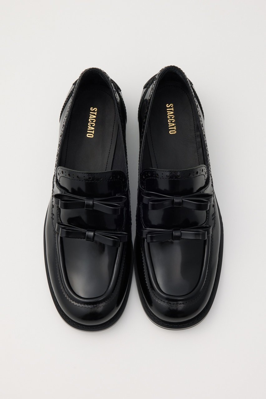 【スタッカート/STACCATO】のアンブルダブルリボンローファー 人気、トレンドファッション・服の通販 founy(ファニー) 　ファッション　Fashion　レディースファッション　Fashion for Women　2025年　2025　2025-2026秋冬・A/W　Autumn/Winter 2025–26 AW25–26　カッティング　Cutting Detail　クラシカル　Classical, Vintage-Inspired　クラシック　Classic, Timeless Style　シューズ　Shoes, Footwear　スタイリッシュ　Stylish, Fashionable　ダブル　Double, Double-Breasted　フェミニン　Feminine, Girly　フラット　Flat, Flat Shoes　リボン　Ribbon, Bow　A/W・秋冬　Autumn/Winter　other-2|ID: prp329100004649878 ipo3291000000033589872