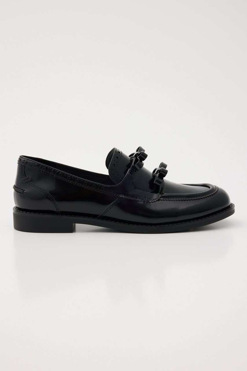 【スタッカート/STACCATO】のアンブルダブルリボンローファー 人気、トレンドファッション・服の通販 founy(ファニー) 　ファッション　Fashion　レディースファッション　Fashion for Women　2025年　2025　2025-2026秋冬・A/W　Autumn/Winter 2025–26 AW25–26　カッティング　Cutting Detail　クラシカル　Classical, Vintage-Inspired　クラシック　Classic, Timeless Style　シューズ　Shoes, Footwear　スタイリッシュ　Stylish, Fashionable　ダブル　Double, Double-Breasted　フェミニン　Feminine, Girly　フラット　Flat, Flat Shoes　リボン　Ribbon, Bow　A/W・秋冬　Autumn/Winter　other-3|ID: prp329100004649878 ipo3291000000033589873