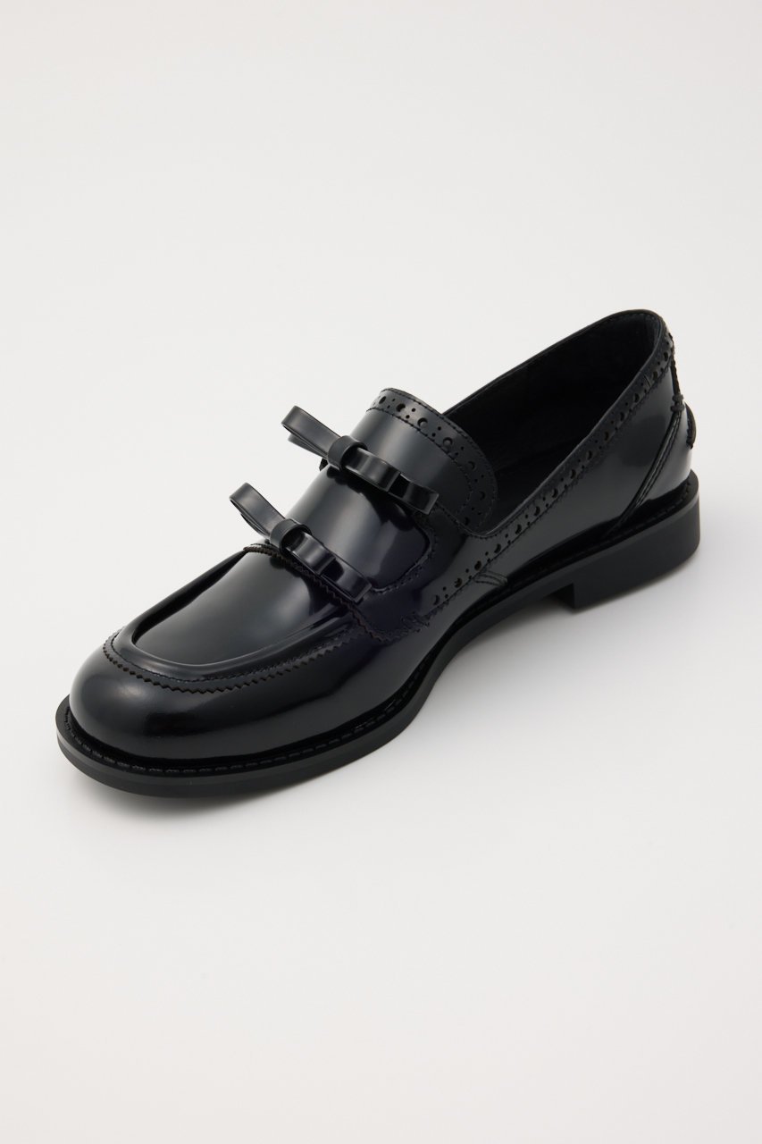 【スタッカート/STACCATO】のアンブルダブルリボンローファー 人気、トレンドファッション・服の通販 founy(ファニー) 　ファッション　Fashion　レディースファッション　Fashion for Women　2025年　2025　2025-2026秋冬・A/W　Autumn/Winter 2025–26 AW25–26　カッティング　Cutting Detail　クラシカル　Classical, Vintage-Inspired　クラシック　Classic, Timeless Style　シューズ　Shoes, Footwear　スタイリッシュ　Stylish, Fashionable　ダブル　Double, Double-Breasted　フェミニン　Feminine, Girly　フラット　Flat, Flat Shoes　リボン　Ribbon, Bow　A/W・秋冬　Autumn/Winter　other-7|ID: prp329100004649878 ipo3291000000033589880