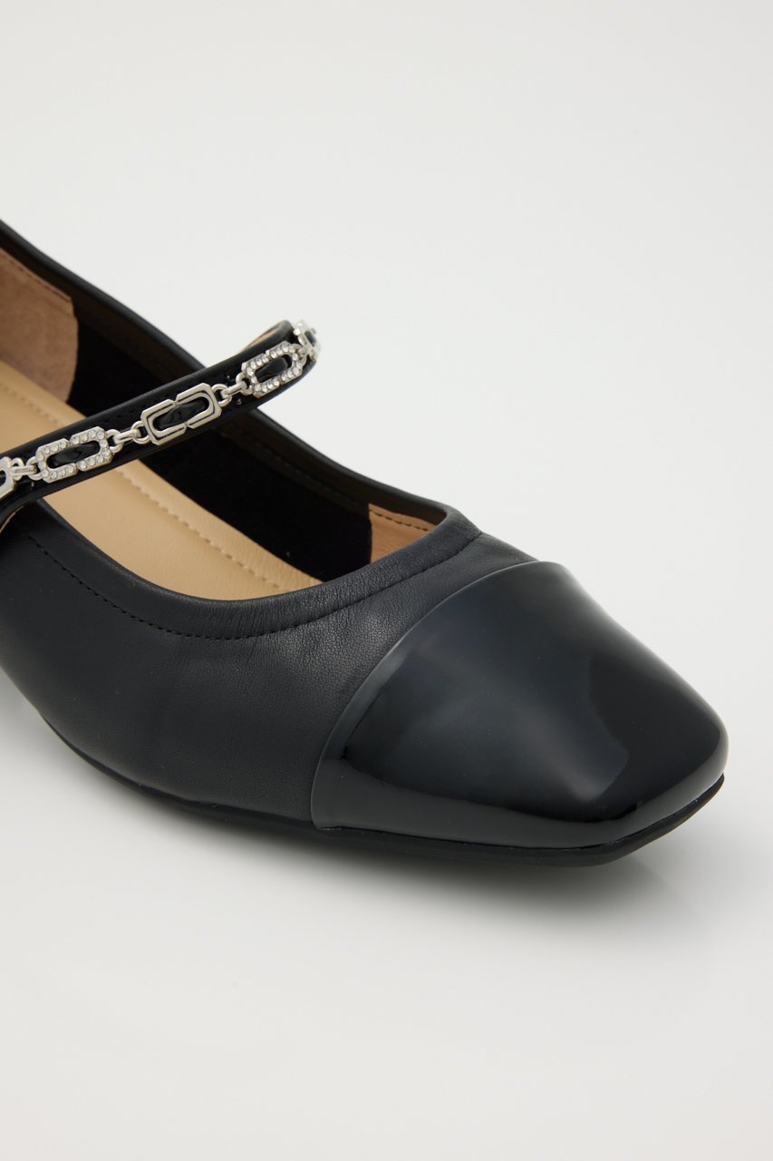 【スタッカート/STACCATO】のメゾンローヒールライトパンプス 人気、トレンドファッション・服の通販 founy(ファニー) 　ファッション　Fashion　レディースファッション　Fashion for Women　2025年　2025　2025-2026秋冬・A/W　Autumn/Winter 2025–26 AW25–26　エレガント 上品　Elegant　コンビ　Combo, Combination Style　ストーン　Stone, Gem-Like　チェーン　Chain, Chain Strap　パール　Pearl, Pearl Accent　ブロック　Block, Solid Block Pattern　レトロ　Retro, Vintage Style　A/W・秋冬　Autumn/Winter　other-7|ID: prp329100004649899 ipo3291000000033590059