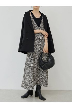 【ガリャルダガランテ/GALLARDAGALANTE】 ディープVキャミワンピース人気、トレンドファッション・服の通販 founy(ファニー) ファッション Fashion レディースファッション Fashion for Women ワンピース Dresses キャミソールワンピース Camisole Dresses チュニック Tunic Tops & Dresses 2025年 2025 2025-2026秋冬・A/W Autumn/Winter 2025–26 AW25–26 エレガント 上品 Elegant キャミワンピース Cami Dress, Slip Dress スウェット / スエット Sweatshirt, Sweatwear タンク Tank Top, Sleeveless Top チュニック Tunic, Long Top ロング Long, Long-Length A/W・秋冬 Autumn/Winter |ID:prp329100004649908