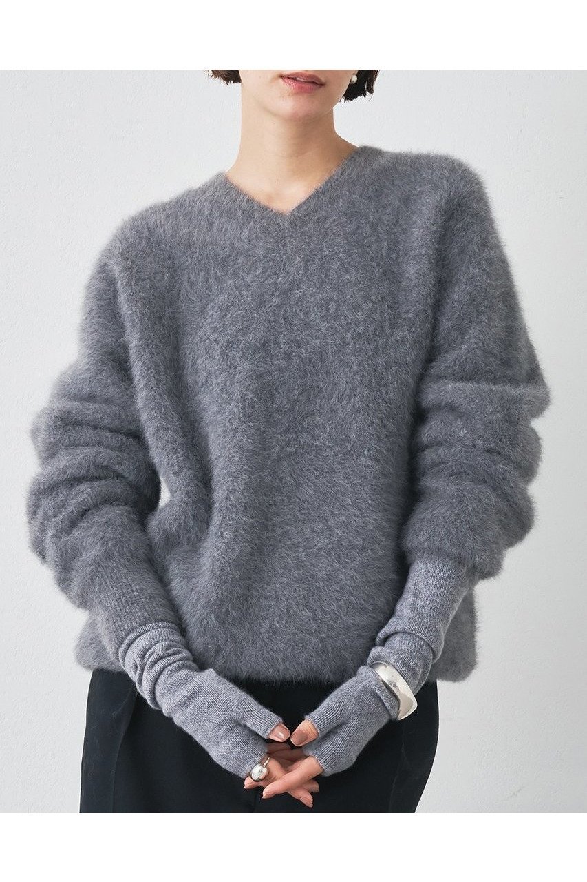 【ウィムガゼット/Whim Gazette】のファーVプルオーバー 人気、トレンドファッション・服の通販 founy(ファニー) 　ファッション　Fashion　レディースファッション　Fashion for Women　トップス・カットソー　Cut & Sew Tops　ニット　Knit Tops & Sweaters　カジュアルプルオーバー・ニットトップス　Pullovers & Knit Tops / Casual Pullovers　2025年　2025　2025-2026秋冬・A/W　Autumn/Winter 2025–26 AW25–26　フォックス　Fox, Fox Fur　ボトム　Bottoms, Lower Wear　エレガント 上品　Elegant　A/W・秋冬　Autumn/Winter　 other-1|ID: prp329100004649922 ipo3291000000033590252