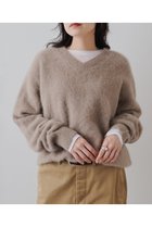 【ウィムガゼット/Whim Gazette】のファーVプルオーバー 人気、トレンドファッション・服の通販 founy(ファニー) ファッション Fashion レディースファッション Fashion for Women トップス・カットソー Cut & Sew Tops ニット Knit Tops & Sweaters カジュアルプルオーバー・ニットトップス Pullovers & Knit Tops / Casual Pullovers 2025年 2025 2025-2026秋冬・A/W Autumn/Winter 2025–26 AW25–26 フォックス Fox, Fox Fur ボトム Bottoms, Lower Wear エレガント 上品 Elegant A/W・秋冬 Autumn/Winter thumbnail ベージュ|ID: prp329100004649922 ipo3291000000033590254