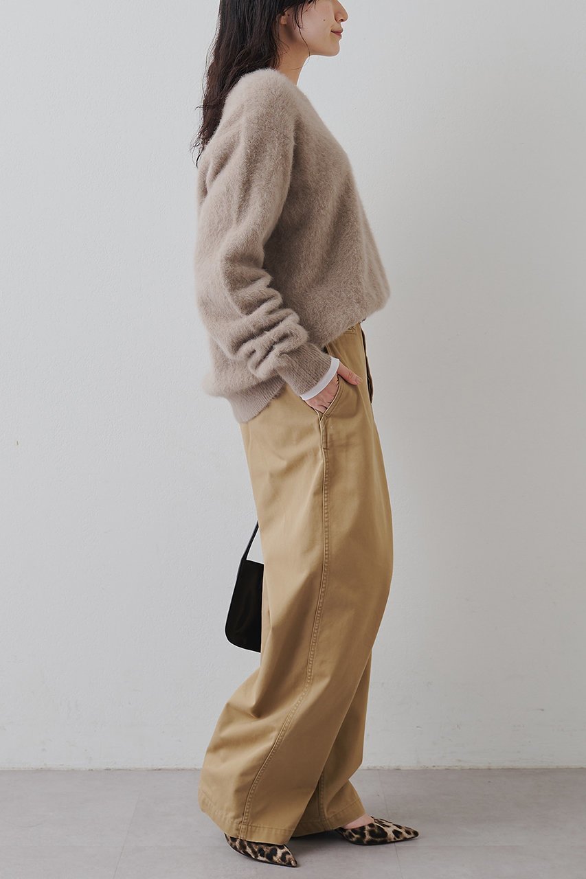 【ウィムガゼット/Whim Gazette】のファーVプルオーバー 人気、トレンドファッション・服の通販 founy(ファニー) 　ファッション　Fashion　レディースファッション　Fashion for Women　トップス・カットソー　Cut & Sew Tops　ニット　Knit Tops & Sweaters　カジュアルプルオーバー・ニットトップス　Pullovers & Knit Tops / Casual Pullovers　2025年　2025　2025-2026秋冬・A/W　Autumn/Winter 2025–26 AW25–26　フォックス　Fox, Fox Fur　ボトム　Bottoms, Lower Wear　エレガント 上品　Elegant　A/W・秋冬　Autumn/Winter　other-3|ID: prp329100004649922 ipo3291000000033590256