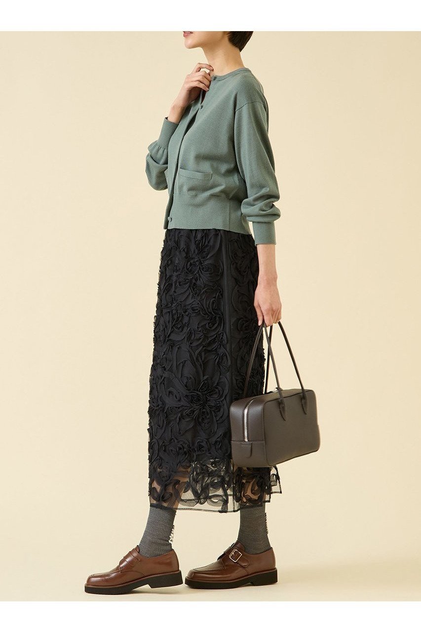【マルティニーク/martinique】のテープ刺繍タイトスカート 人気、トレンドファッション・服の通販 founy(ファニー) 　ファッション　Fashion　レディースファッション　Fashion for Women　スカート　Skirts　ロングスカート　Long Skirts / Maxi & Midi Skirts　2025年　2025　2025-2026秋冬・A/W　Autumn/Winter 2025–26 AW25–26　おすすめ　Recommended / Our Picks　シフォン　Chiffon, Lightweight Fabric　シンプル　Simple, Minimal　スウェット / スエット　Sweatshirt, Sweatwear　スペシャル　Special, Limited Edition　タイトスカート　Pencil Skirt, Tight Skirt　ボタニカル　Botanical, Floral Pattern　ボトム　Bottoms, Lower Wear　ロング　Long, Long-Length　冬　Winter / This Winter　A/W・秋冬　Autumn/Winter　other-7|ID: prp329100004649936 ipo3291000000033590379
