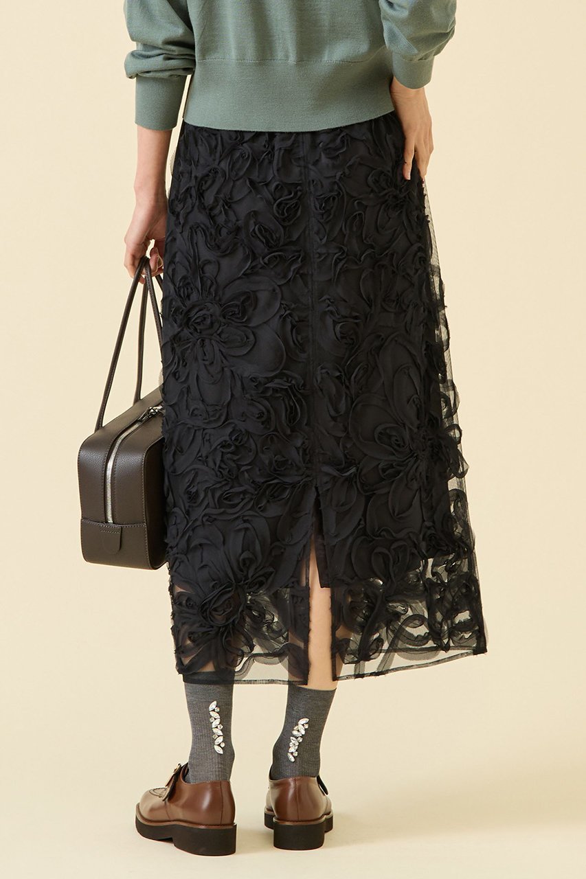 【マルティニーク/martinique】のテープ刺繍タイトスカート 人気、トレンドファッション・服の通販 founy(ファニー) 　ファッション　Fashion　レディースファッション　Fashion for Women　スカート　Skirts　ロングスカート　Long Skirts / Maxi & Midi Skirts　おすすめ　Recommended / Our Picks　シフォン　Chiffon, Lightweight Fabric　シンプル　Simple, Minimal　スウェット / スエット　Sweatshirt, Sweatwear　スペシャル　Special, Limited Edition　タイトスカート　Pencil Skirt, Tight Skirt　ボタニカル　Botanical, Floral Pattern　ボトム　Bottoms, Lower Wear　ロング　Long, Long-Length　冬　Winter / This Winter　other-5|ID: prp329100004649936 ipo3291000000036133773