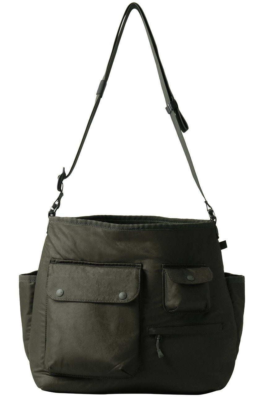 【ダイワ ピアサーティナイン/DAIWA PIER39】の【UNISEX】TECH REVERSIBLE ONE SHOULDER BAG 人気、トレンドファッション・服の通販 founy(ファニー) 　ファッション　Fashion　レディースファッション　Fashion for Women　バッグ　Bags　スポーツウェア　Functional & Stylish Sportswear　スポーツバッグ・ジム用ポーチ・バックパック　Gym Bag / Sports Backpack / Pouch for Training　ユニセックス　Unisex, Genderless　シンプル　Simple, Minimal　スポーツ　Sports, Activewear　ポケット　Pocket, Pocket Detail　リバーシブル　Reversible, Two-Sided　新作・新入荷　New Arrivals / New In　旅行　Travel　other-3|ID: prp329100004649942 ipo3291000000033590535