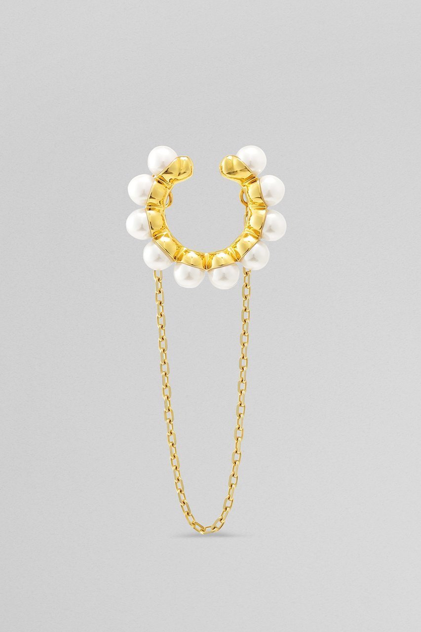 【プラス ヴァンドーム/Plus Vendome】の【ELLE SHOP限定】PEARL イヤーカフ(片耳用) 人気、トレンドファッション・服の通販 founy(ファニー) 　ファッション　Fashion　レディースファッション　Fashion for Women　ジュエリー　Jewelry　ファッションリング　Fashion Rings　イヤリング・フープ・ドロップタイプ　Hoop, Drop & Clip Earrings　イヤリング　Earrings　イヤーカフ　Ear Cuffs　チェーン　Chain, Chain Strap　パール　Pearl, Pearl Accent　メタル　Metal, Metal Parts　リュクス　Luxury, Elegant, High-End, Chic　片耳　One-Ear, Single Earring　other-5|ID: prp329100004650881 ipo3291000000033745158