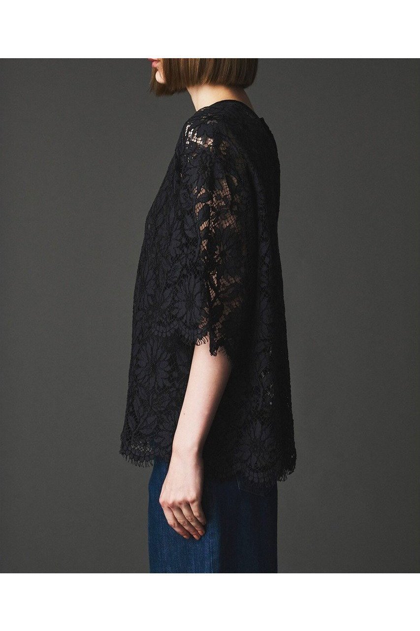 【オブリオ/AUBRIOT】のリバーレースブラウス 人気、トレンドファッション・服の通販 founy(ファニー) 　ファッション　Fashion　レディースファッション　Fashion for Women　トップス・カットソー　Cut & Sew Tops　シャツ・ブラウス・オフィスカジュアル　Elegant Blouses & Button-Ups　サテン　Satin, Glossy Fabric　ショート　Short, Short Length　スリーブ　Sleeve, Long Sleeve / Short Sleeve　バランス　Balance, Style Balance　フランス　France, French　ライナー　Liner, Inner Layer　ラグジュアリー　Luxury, Elegant　リラックス　Relax, Relaxed Fit　レース　Lace, Lace Fabric　新作・新入荷　New Arrivals / New In　other-4|ID: prp329100004650992 ipo3291000000033602680