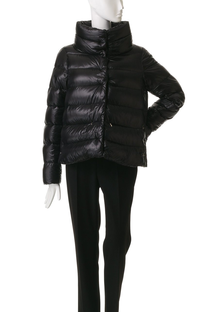 【ヘルノ/HERNO】のナイロンダウンブルゾン 人気、トレンドファッション・服の通販 founy(ファニー) 　ファッション　Fashion　レディースファッション　Fashion for Women　アウター　Coat / Outerwear Collection　レディースジャケット・軽アウター　Jackets　ブルゾンジャケット・スポーティアウター　Blouson Jackets　2025年　2025　2025-2026秋冬・A/W　Autumn/Winter 2025–26 AW25–26　ジャケット　Jacket, Outerwear　ストレート　Straight, Straight Cut　スリット　Slit, Slit Detail　ダウン　Down, Puffer　ブルゾン　Blouson, Bomber Jacket　エレガント 上品　Elegant　定番　Standard, Basic Item　A/W・秋冬　Autumn/Winter　軽量　Lightweight, Ultra Light　other-2|ID: prp329100004650998 ipo3291000000033602725
