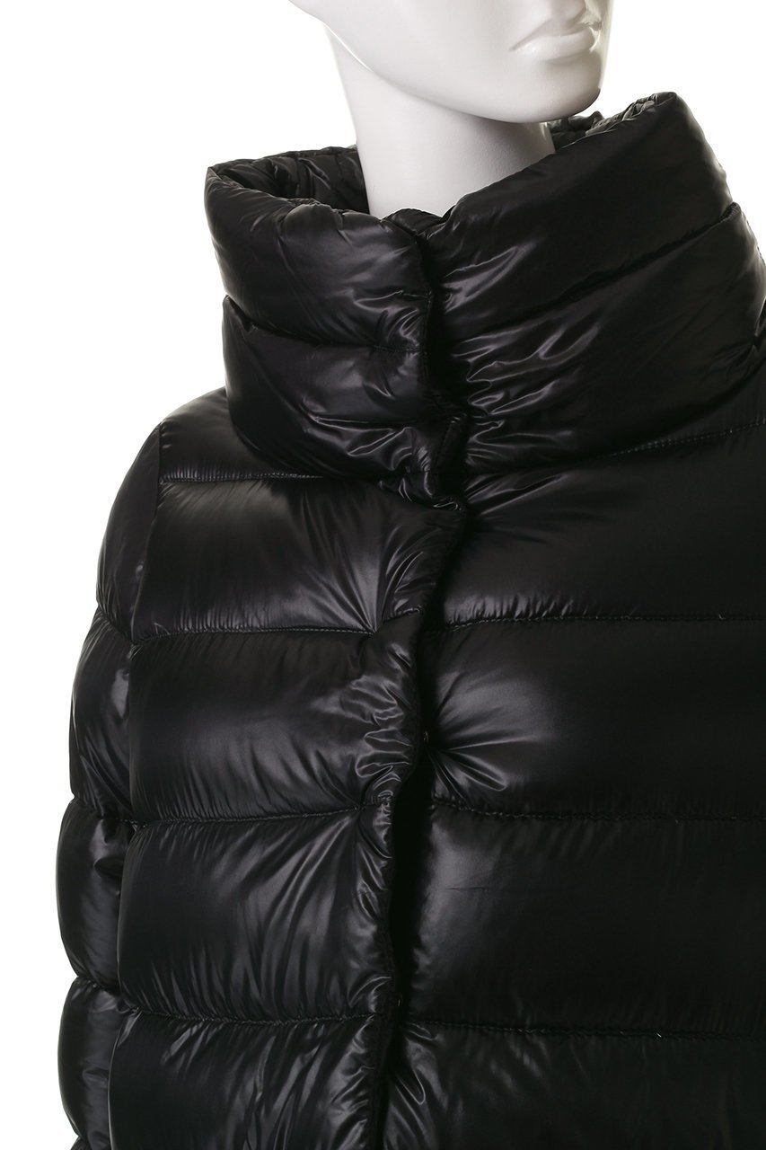 【ヘルノ/HERNO】のナイロンダウンブルゾン 人気、トレンドファッション・服の通販 founy(ファニー) 　ファッション　Fashion　レディースファッション　Fashion for Women　アウター　Coat / Outerwear Collection　レディースジャケット・軽アウター　Jackets　ブルゾンジャケット・スポーティアウター　Blouson Jackets　2025年　2025　2025-2026秋冬・A/W　Autumn/Winter 2025–26 AW25–26　ジャケット　Jacket, Outerwear　ストレート　Straight, Straight Cut　スリット　Slit, Slit Detail　ダウン　Down, Puffer　ブルゾン　Blouson, Bomber Jacket　エレガント 上品　Elegant　定番　Standard, Basic Item　A/W・秋冬　Autumn/Winter　軽量　Lightweight, Ultra Light　other-5|ID: prp329100004650998 ipo3291000000033602728