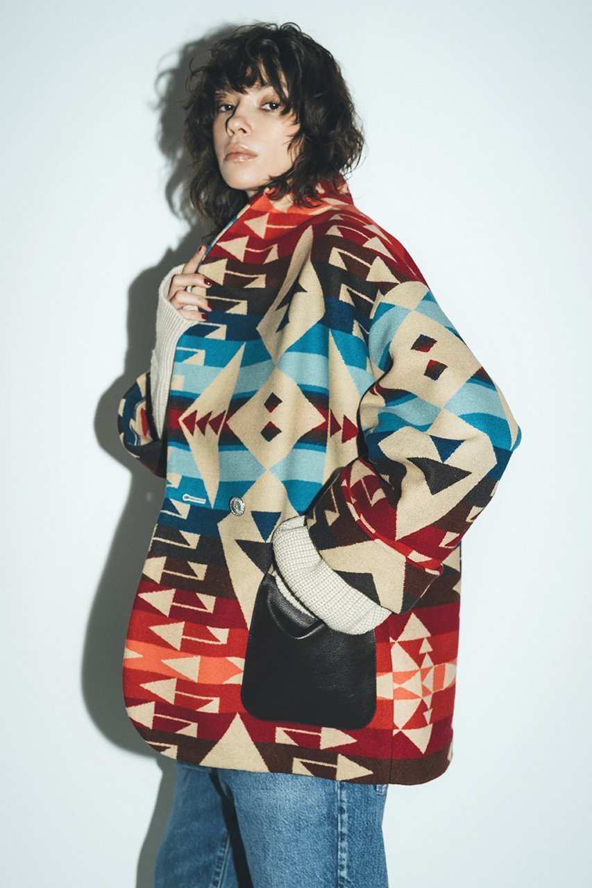 【ア ヴァケーション/A VACATION】の【A VACATION×PENDLETON】ジャケット 人気、トレンドファッション・服の通販 founy(ファニー) 　ファッション　Fashion　レディースファッション　Fashion for Women　アウター　Coat / Outerwear Collection　レディースジャケット・軽アウター　Jackets　2025年　2025　2025-2026秋冬・A/W　Autumn/Winter 2025–26 AW25–26　アウトドア　Outdoor Clothing　ショール　Shawl, Wrap　ジャケット　Jacket, Outerwear　スウェット / スエット　Sweatshirt, Sweatwear　パッチ　Patch, Appliqué　ブランケット　Blanket, Throw Blanket　ポケット　Pocket, Pocket Detail　モダン　Modern, Contemporary　モチーフ　Motif, Design Theme　今季　This Season, Current Season　A/W・秋冬　Autumn/Winter　other-2|ID: prp329100004651005 ipo3291000000033602792