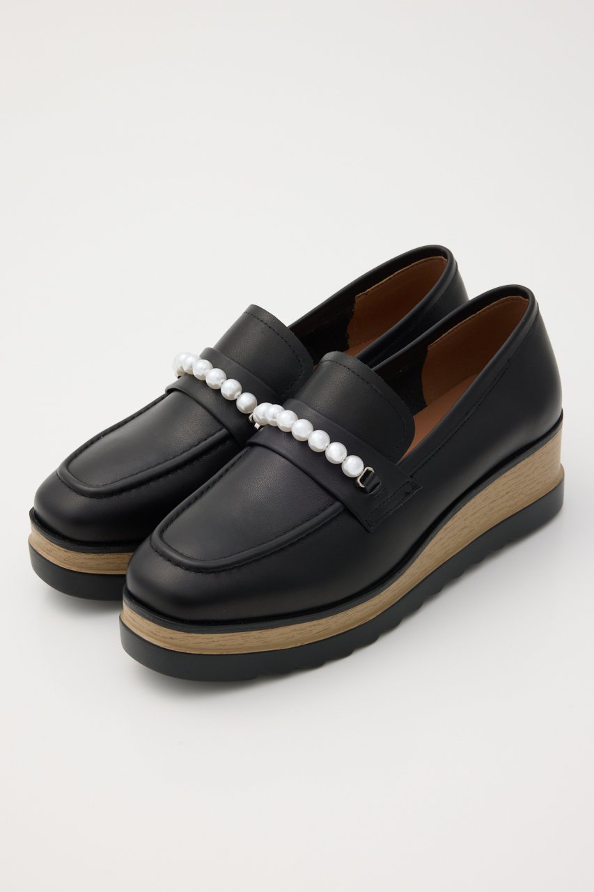 【スタッカート/STACCATO】のパールチェーンプラットフォーム 人気、トレンドファッション・服の通販 founy(ファニー) 　ファッション　Fashion　レディースファッション　Fashion for Women　ウェッジ　Wedge Heels　ウッド　Wooden Design　エレガント 上品　Elegant　シューズ　Shoes, Footwear　ストーン　Stone, Gem-Like　チェーン　Chain, Chain Strap　パール　Pearl, Pearl Accent　フラット　Flat, Flat Shoes　厚底　Platform Shoes　定番　Standard, Basic Item　 other-1|ID: prp329100004651042 ipo3291000000033603224
