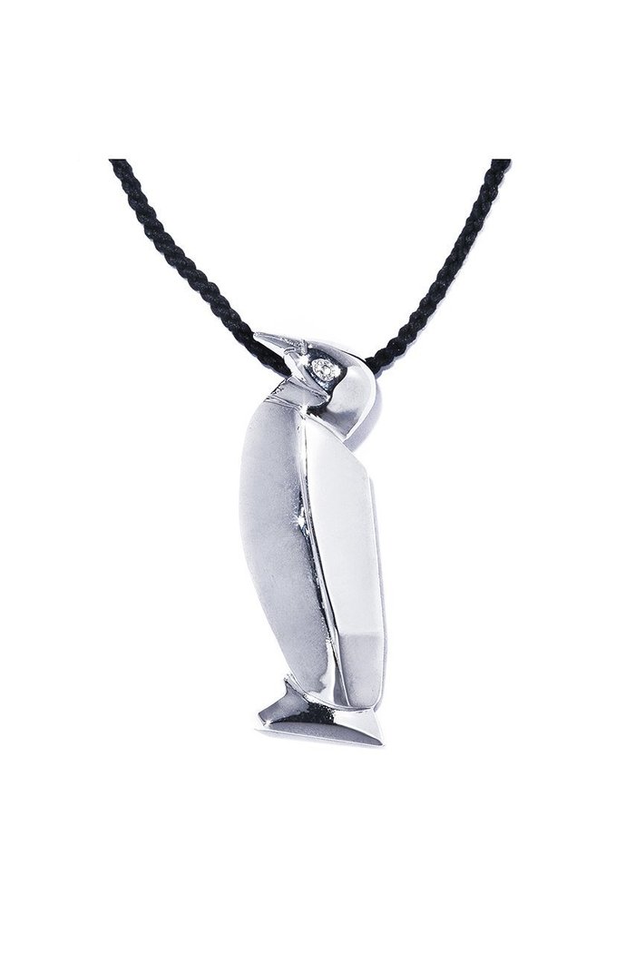 【イリスフォーセブン/IRIS 47】のpenguin ネックレス インテリア・キッズ・メンズ・レディースファッション・服の通販 founy(ファニー) https://founy.com/ ファッション Fashion レディースファッション Fashion for Women ジュエリー Jewelry ネックレス Necklaces & Pendants シルク Silk, 100% Silk スタイリッシュ Stylish, Fashionable ネックレス Necklace, Pendant Necklace フォルム Silhouette, Form メタリック Metallic, Shiny Finish モチーフ Motif, Design Theme エレガント 上品 Elegant |ID: prp329100004651880 ipo3291000000036242044