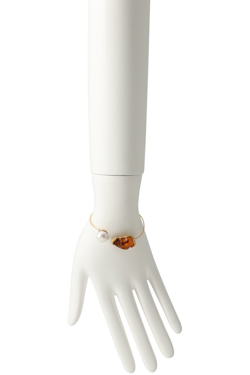 【アデル ビジュー/ADER bijoux】のENGRAM バングル 人気、トレンドファッション・服の通販 founy(ファニー) 　ファッション　Fashion　レディースファッション　Fashion for Women　ジュエリー　Jewelry　チェーン＆カフブレスレット　Cuff & Chain Bracelets　バングル・カフブレスレット　Bangles & Cuff Bracelets　2025年　2025　2025-2026秋冬・A/W　Autumn/Winter 2025–26 AW25–26　バングル　Bangle, Bracelet　パール　Pearl, Pearl Accent　フィット　Fit, Slim Fit　フォルム　Silhouette, Form　モチーフ　Motif, Design Theme　A/W・秋冬　Autumn/Winter　other-2|ID: prp329100004651896 ipo3291000000033614967