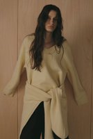 【エトレトウキョウ/ETRE TOKYO】のVネック2wayニットプルオーバー 人気、トレンドファッション・服の通販 founy(ファニー) ファッション Fashion レディースファッション Fashion for Women トップス・カットソー Cut & Sew Tops ニット Knit Tops & Sweaters カジュアルプルオーバー・ニットトップス Pullovers & Knit Tops / Casual Pullovers Vネックトップス V-Neck Tops / V-Cut Neckline Shirts インナー Innerwear シンプル Simple, Minimal タイトスカート Pencil Skirt, Tight Skirt デコルテ Décolleté, Neckline バランス Balance, Style Balance フォルム Silhouette, Form ボックス Boxy, Box Shape リラックス Relax, Relaxed Fit ワイド Wide, Wide Fit |ID:prp329100004651982