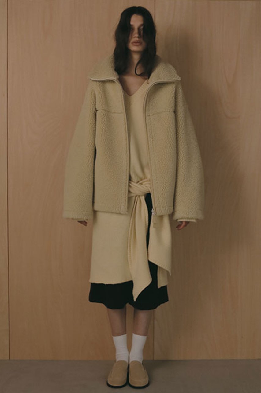 【エトレトウキョウ/ETRE TOKYO】のウールカルゼタックショートパンツ 人気、トレンドファッション・服の通販 founy(ファニー) 　ファッション　Fashion　レディースファッション　Fashion for Women　パンツ　Pants & Trousers　ショートパンツ・ハーフパンツ　High-Waisted & Relaxed Shorts　ショート　Short, Short Length　ジャケット　Jacket, Outerwear　スウェット / スエット　Sweatshirt, Sweatwear　ソックス　Socks, Hosiery　タンブラー　Tumbler, Travel Mug　フロント　Front, Front Design　リラックス　Relax, Relaxed Fit　ロング　Long, Long-Length　ワッシャー　Washer, Crinkled Finish　エレガント 上品　Elegant　other-7|ID: prp329100004651987 ipo3291000000034695429