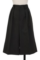 【オブリオ/AUBRIOT】のウールギャバ ハーフパンツ 人気、トレンドファッション・服の通販 founy(ファニー) ファッション Fashion レディースファッション Fashion for Women パンツ Pants & Trousers ショートパンツ・ハーフパンツ High-Waisted & Relaxed Shorts 2025年 2025 2025-2026秋冬・A/W Autumn/Winter 2025–26 AW25–26 ショート Short, Short Length シンプル Simple, Minimal スリット Slit, Slit Detail ハーフ Half, Half-Length フィット Fit, Slim Fit フォルム Silhouette, Form リラックス Relax, Relaxed Fit A/W・秋冬 Autumn/Winter |ID:prp329100004652068