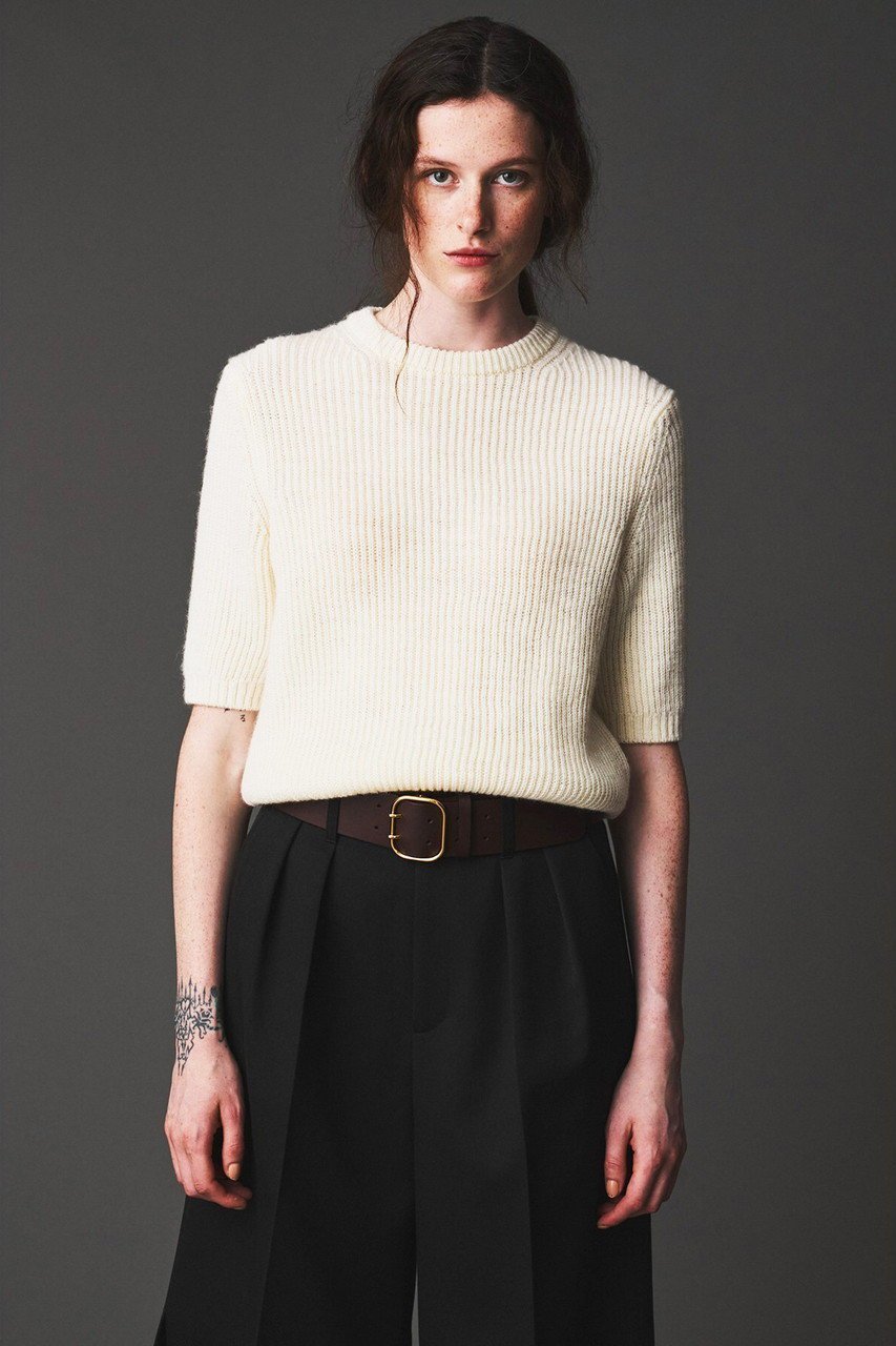 【オブリオ/AUBRIOT】のバルキーヤーンセーター 人気、トレンドファッション・服の通販 founy(ファニー) 　ファッション　Fashion　レディースファッション　Fashion for Women　トップス・カットソー　Cut & Sew Tops　ニット　Knit Tops & Sweaters　カジュアルプルオーバー・ニットトップス　Pullovers & Knit Tops / Casual Pullovers　2025年　2025　2025-2026秋冬・A/W　Autumn/Winter 2025–26 AW25–26　シンプル　Simple, Minimal　セーター　Sweater, Knitwear　ボックス　Boxy, Box Shape　半袖　Short Sleeve, Half Sleeve　A/W・秋冬　Autumn/Winter　 other-1|ID: prp329100004653179 ipo3291000000033628784