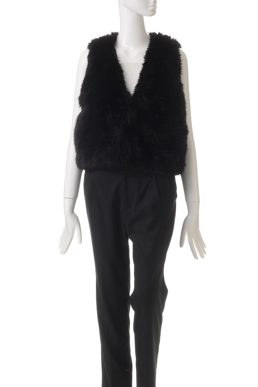 【リナージオ/LIGNAGGIO】のフワフワフェイクファージレ 人気、トレンドファッション・服の通販 founy(ファニー) 　ファッション　Fashion　レディースファッション　Fashion for Women　アウター　Coat / Outerwear Collection　レディースジャケット・軽アウター　Jackets　コンパクト　Compact, Small Size　シンプル　Simple, Minimal　ジャケット　Jacket, Outerwear　トレンド　Trend, Trending Now　パーティ　Party, Party Style　フェイクファー　Faux Fur, Imitation Fur　ベスト　Vest, Waistcoat　ベーシック　Basic, Essential　A/W・秋冬　Autumn/Winter　other-2|ID: prp329100004655024 ipo3291000000035434485