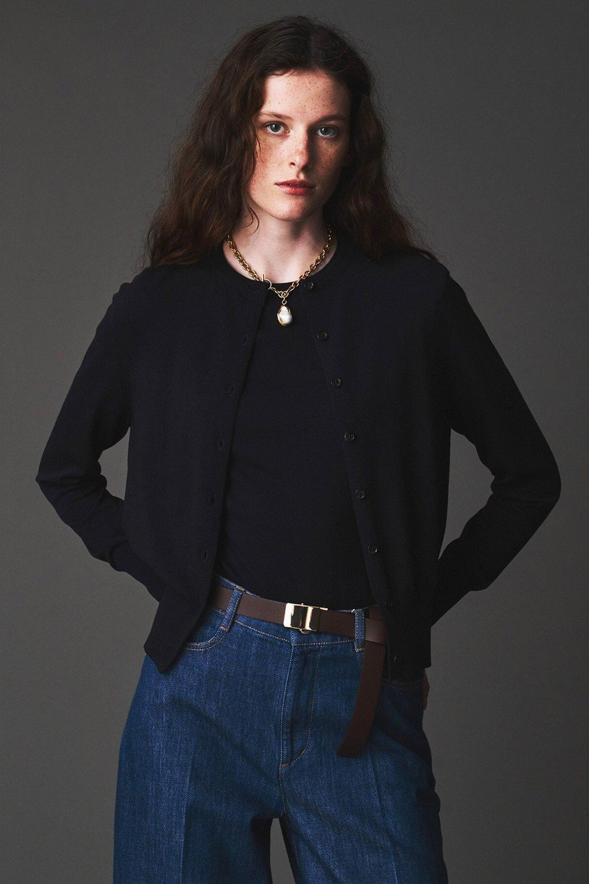 【オブリオ/AUBRIOT】のドライハイゲージカーディガン インテリア・キッズ・メンズ・レディースファッション・服の通販 founy(ファニー) 　ファッション　Fashion　レディースファッション　Fashion for Women　トップス・カットソー　Cut & Sew Tops　ニット　Knit Tops & Sweaters　カーディガン・羽織り　Layered Style Cardigans　カーディガン　Cardigan, Knitwear　クラシック　Classic, Timeless Style　コンパクト　Compact, Small Size　ネイビー|ID: prp329100004655041 ipo3291000000035817611