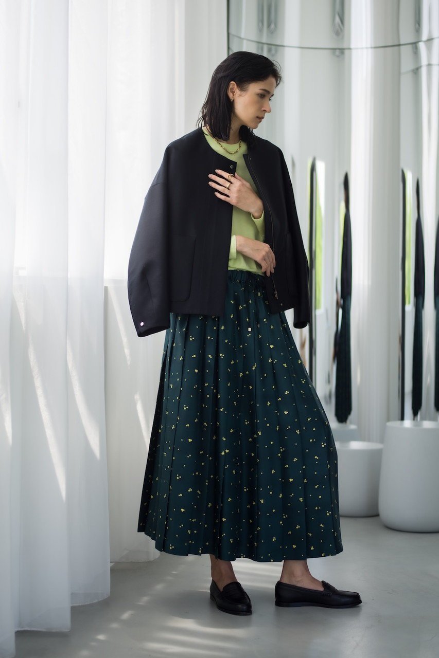 【エブール/ebure】のウールシルクコットン ノーカラーブルゾン 人気、トレンドファッション・服の通販 founy(ファニー) ファッション Fashion レディースファッション Fashion for Women アウター Coat / Outerwear Collection レディースジャケット・軽アウター Jackets ブルゾンジャケット・スポーティアウター Blouson Jackets シルク Silk, 100% Silk ジャケット Jacket, Outerwear ブルゾン Blouson, Bomber Jacket エレガント 上品 Elegant ビジネス 仕事 通勤 Business / Work / Commuting A/W・秋冬 Autumn/Winter other-8|ID: prp329100004655049 ipo3291000000036126758