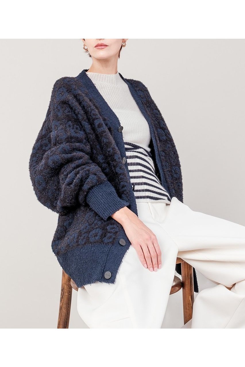 【ドメル/DOMELLE】のLEOPARD ジャカード カーディガン 人気、トレンドファッション・服の通販 founy(ファニー) 　ファッション　Fashion　レディースファッション　Fashion for Women　トップス・カットソー　Cut & Sew Tops　ニット　Knit Tops & Sweaters　カーディガン・羽織り　Layered Style Cardigans　おすすめ　Recommended / Our Picks　カーディガン　Cardigan, Knitwear　クール　Cool, Chic　ジャカード／ジャガード　Jacquard, Woven Pattern　バランス　Balance, Style Balance　ビッグ　Big, Oversized　レオパード　Leopard, Animal Print　新作・新入荷　New Arrivals / New In　other-6|ID: prp329100004655088 ipo3291000000033663081