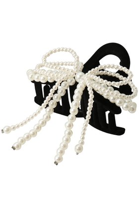 【トレス/TRESSE】のRuban Pearl クリップ 人気、トレンドファッション・服の通販 founy(ファニー) ファッション Fashion レディースファッション Fashion for Women シュシュ&ヘアアクセ/ヘアアレンジ Scrunchies & Hair Accessories アクセサリー Fashion Accessories クラシカル Classical, Vintage-Inspired バレッタ Barrette, Hair Clip パール Pearl, Pearl Accent フェミニン Feminine, Girly モチーフ Motif, Design Theme リボン Ribbon, Bow リュクス Luxury, Elegant, High-End, Chic エレガント 上品 Elegant |ID:prp329100004655090