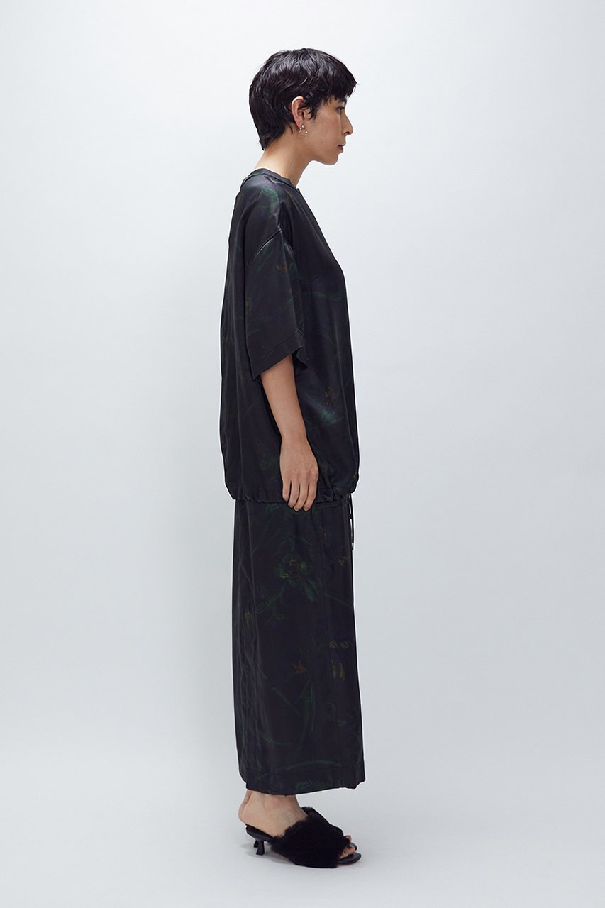 【プルミエ アロンディスモン/1er Arrondissement】の【near.nippon】ボタニカルプリントオーバーTシャツ 人気、トレンドファッション・服の通販 founy(ファニー) 　ファッション　Fashion　レディースファッション　Fashion for Women　トップス・カットソー　Cut & Sew Tops　シャツ・ブラウス・オフィスカジュアル　Elegant Blouses & Button-Ups　ロングTシャツ・Tシャツ　Longline T-Shirts & Tees　カットソー・ベーシックTシャツ　Cut-and-Sewn Tops / Stretch Tees & Basics　とろみ　Fluid, Flowy Fabric　キュプラ　Cupro, Eco Fabric　スラックス　Slacks, Dress Pants　スリーブ　Sleeve, Long Sleeve / Short Sleeve　ダウン　Down, Puffer　デニム　Denim, Jeans Material　ボタニカル　Botanical, Floral Pattern　ロング　Long, Long-Length　エレガント 上品　Elegant　other-8|ID: prp329100004655108 ipo3291000000036126972