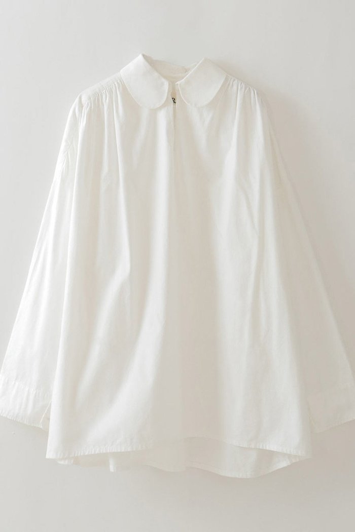 【ハー/HER.】のラウンドカラーチュニックブラウス インテリア・キッズ・メンズ・レディースファッション・服の通販 founy(ファニー) https://founy.com/ ファッション Fashion レディースファッション Fashion for Women トップス・カットソー Cut & Sew Tops シャツ・ブラウス・オフィスカジュアル Elegant Blouses & Button-Ups おすすめ Recommended / Our Picks クラシカル Classical, Vintage-Inspired スモック Smock, Smock Dress スリーブ Sleeve, Long Sleeve / Short Sleeve チュニック Tunic, Long Top トレンド Trend, Trending Now パターン Pattern, Design Print ロング Long, Long-Length 新作・新入荷 New Arrivals / New In |ID: prp329100004657333 ipo3291000000033704634