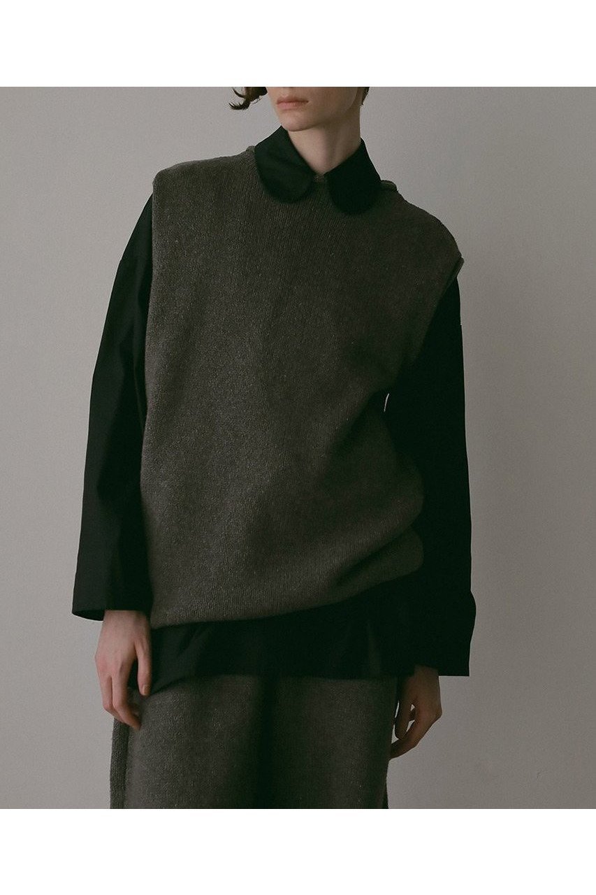【ハー/HER.】のラウンドカラーチュニックブラウス 人気、トレンドファッション・服の通販 founy(ファニー) 　ファッション　Fashion　レディースファッション　Fashion for Women　トップス・カットソー　Cut & Sew Tops　シャツ・ブラウス・オフィスカジュアル　Elegant Blouses & Button-Ups　おすすめ　Recommended / Our Picks　クラシカル　Classical, Vintage-Inspired　スモック　Smock, Smock Dress　スリーブ　Sleeve, Long Sleeve / Short Sleeve　チュニック　Tunic, Long Top　トレンド　Trend, Trending Now　パターン　Pattern, Design Print　ロング　Long, Long-Length　other-3|ID: prp329100004657333 ipo3291000000033704638