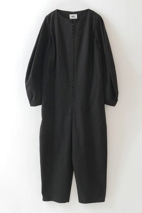 【ハー/HER.】のホックディテールオールインワン 人気、トレンドファッション・服の通販 founy(ファニー) ファッション Fashion レディースファッション Fashion for Women パンツ Pants & Trousers スリーブ Sleeve, Long Sleeve / Short Sleeve フォルム Silhouette, Form フロント Front, Front Design 新作・新入荷 New Arrivals / New In |ID:prp329100004657338