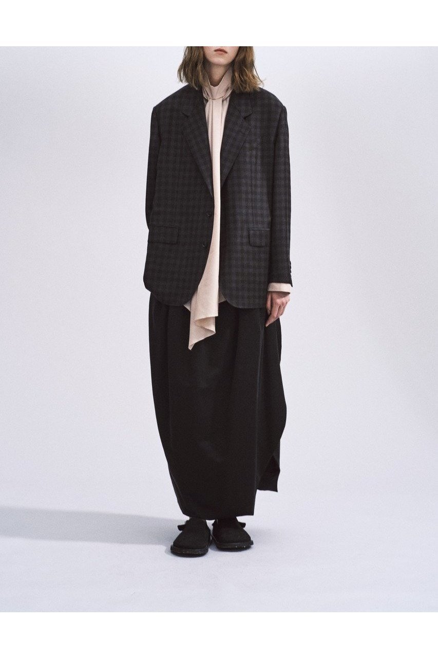 【バウト/BOWTE】のNYLON SILK WASHER KNOT LIKE BLOUSE/ブラウス 人気、トレンドファッション・服の通販 founy(ファニー) 　ファッション　Fashion　レディースファッション　Fashion for Women　トップス・カットソー　Cut & Sew Tops　シャツ・ブラウス・オフィスカジュアル　Elegant Blouses & Button-Ups　2025年　2025　2025-2026秋冬・A/W　Autumn/Winter 2025–26 AW25–26　アシンメトリー　Asymmetrical Style　イレギュラー　Irregular Design　シルク　Silk, 100% Silk　ジャケット　Jacket, Outerwear　スリーブ　Sleeve, Long Sleeve / Short Sleeve　ロング　Long, Long-Length　A/W・秋冬　Autumn/Winter　other-6|ID: prp329100004657374 ipo3291000000033704865