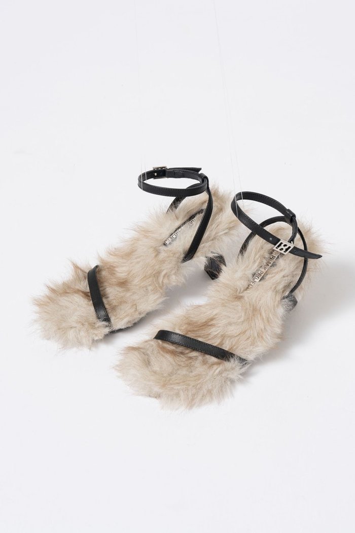【プランク プロジェクト/PRANK PROJECT】のナローストラップファーサンダル / Narrow Strap Fur Sandals インテリア・キッズ・メンズ・レディースファッション・服の通販 founy(ファニー) https://founy.com/ ファッション Fashion レディースファッション Fashion for Women サンダル Sandals, Summer Shoes ソックス Socks, Hosiery ヌーディ Nude, Nude Tone フェイクファー Faux Fur, Imitation Fur ラップ Wrap, Wrap Design 夏 Summer A/W・秋冬 Autumn/Winter |ID: prp329100004657390 ipo3291000000033690644