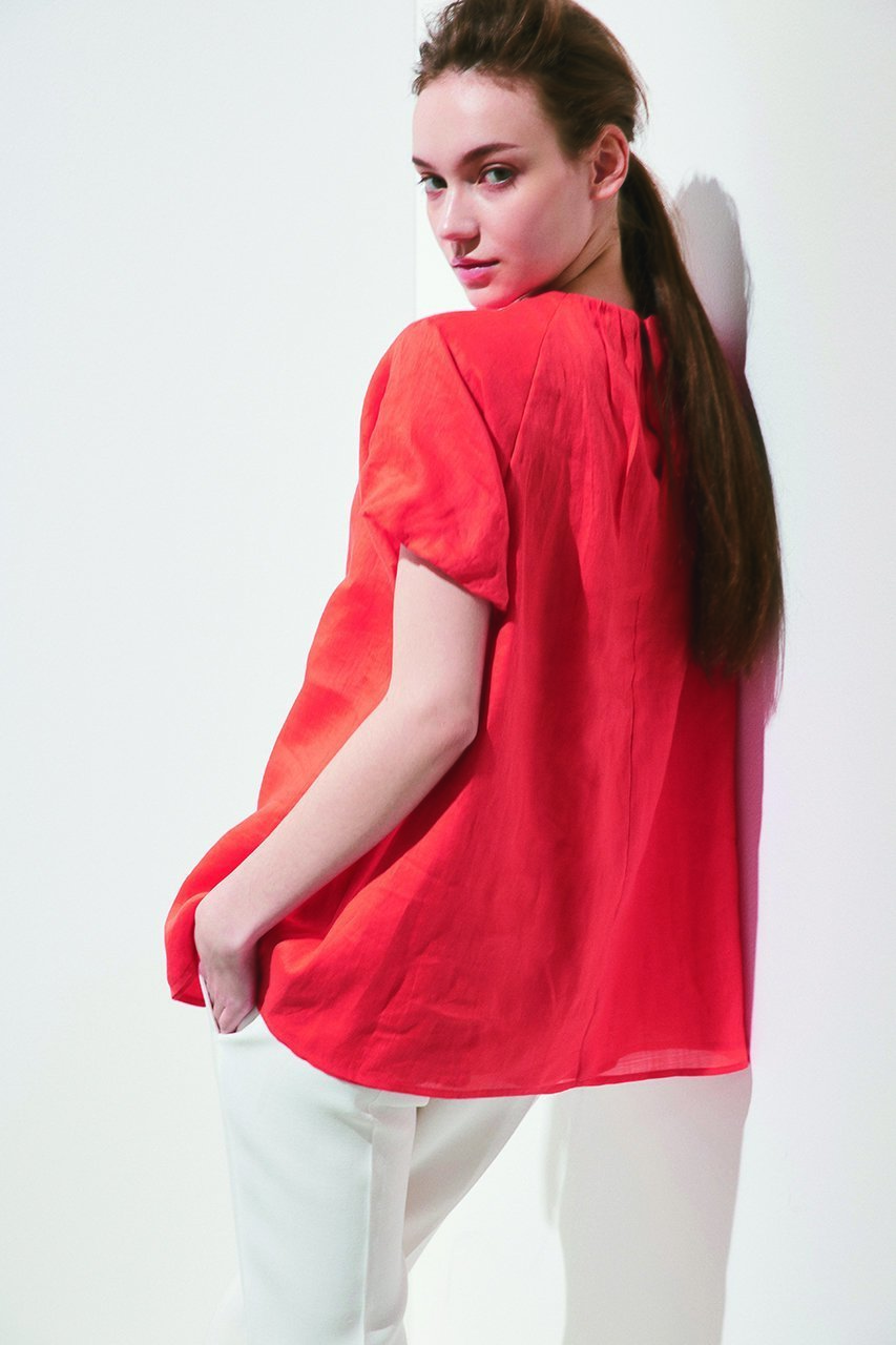 【ジェイドット/j.】のロイヤルラミータックブラウス 人気、トレンドファッション・服の通販 founy(ファニー) 　ファッション　Fashion　レディースファッション　Fashion for Women　トップス・カットソー　Cut & Sew Tops　シャツ・ブラウス・オフィスカジュアル　Elegant Blouses & Button-Ups　シアー　Sheer, See-Through　ショート　Short, Short Length　スリーブ　Sleeve, Long Sleeve / Short Sleeve　バルーン　Balloon, Balloon Silhouette　フレンチ　French, French Style　リネン　Linen, Linen Fabric　リュクス　Luxury, Elegant, High-End, Chic　other-6|ID: prp329100004657412 ipo3291000000033691009