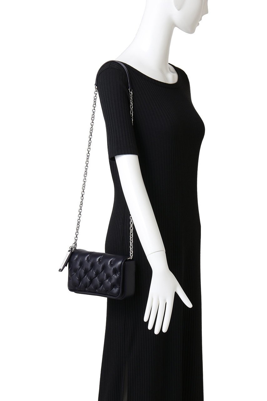 【メゾン マルジェラ/MAISON MARGIELA】の【UNISEX】GLAM SLAM フラップ ミニショルダーバッグ 人気、トレンドファッション・服の通販 founy(ファニー) 　ファッション　Fashion　レディースファッション　Fashion for Women　バッグ　Bags　ユニセックス　Unisex, Genderless　キルティング　Quilted, Quilting　コンパクト　Compact, Small Size　パーティ　Party, Party Style　フラップ　Flap, Flap Pocket　ポケット　Pocket, Pocket Detail　新作・新入荷　New Arrivals / New In　other-2|ID: prp329100004658487 ipo3291000000033715377