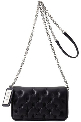 【メゾン マルジェラ/MAISON MARGIELA】 【UNISEX】GLAM SLAM フラップ ミニショルダーバッグ人気、トレンドファッション・服の通販 founy(ファニー) ファッション Fashion レディースファッション Fashion for Women バッグ Bags ユニセックス Unisex, Genderless キルティング Quilted, Quilting コンパクト Compact, Small Size パーティ Party, Party Style フラップ Flap, Flap Pocket ポケット Pocket, Pocket Detail |ID:prp329100004658487