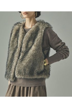 【カレンソロジー/Curensology】のショートファーベスト 人気、トレンドファッション・服の通販 founy(ファニー) ファッション Fashion レディースファッション Fashion for Women アウター Coat / Outerwear Collection レディースジャケット・軽アウター Jackets アクセサリー Fashion Accessories ジャケット Jacket, Outerwear フェイクファー Faux Fur, Imitation Fur プリント Print, Printed Pattern ベスト Vest, Waistcoat リアル Real, Realistic 新作・新入荷 New Arrivals / New In |ID:prp329100004658522
