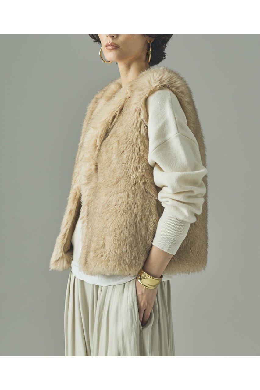 【カレンソロジー/Curensology】のショートファーベスト 人気、トレンドファッション・服の通販 founy(ファニー) 　ファッション　Fashion　レディースファッション　Fashion for Women　アウター　Coat / Outerwear Collection　レディースジャケット・軽アウター　Jackets　アクセサリー　Fashion Accessories　ジャケット　Jacket, Outerwear　フェイクファー　Faux Fur, Imitation Fur　プリント　Print, Printed Pattern　ベスト　Vest, Waistcoat　リアル　Real, Realistic　新作・新入荷　New Arrivals / New In　other-3|ID: prp329100004658522 ipo3291000000033715662