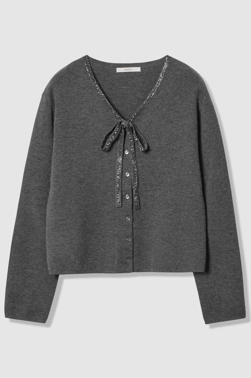 【アナイ/ANAYI】のステップビジューVネックカーディガン インテリア・キッズ・メンズ・レディースファッション・服の通販 founy(ファニー) 　ファッション　Fashion　レディースファッション　Fashion for Women　トップス・カットソー　Cut & Sew Tops　ニット　Knit Tops & Sweaters　カーディガン・羽織り　Layered Style Cardigans　Vネックトップス　V-Neck Tops / V-Cut Neckline Shirts　おすすめ　Recommended / Our Picks　カーディガン　Cardigan, Knitwear　ビジュー　Bijou, Jewel-like Accent　リボン　Ribbon, Bow　エレガント 上品　Elegant　新作・新入荷　New Arrivals / New In　秋　Autumn　チャコールグレー|ID: prp329100004658523 ipo3291000000033715671
