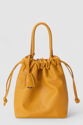 【アナイ/ANAYI】 ドローストリング2WAYショルダーバッグ人気、トレンドファッション・服の通販 founy(ファニー) ファッション Fashion レディースファッション Fashion for Women バッグ Bags ギャザー Gathered, Ruffled チェーン Chain, Chain Strap チャーム Charm, Pendant ドローストリング Drawstring, Pull Cord ポケット Pocket, Pocket Detail マグネット Magnet, Magnetic Closure エレガント 上品 Elegant 新作・新入荷 New Arrivals / New In |ID:prp329100004658535