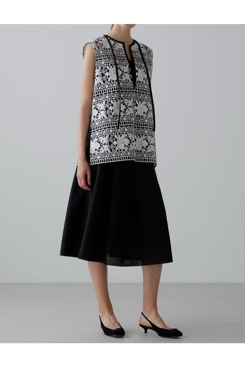 【アドーア/ADORE】のリュクスオーナメントレースブラウス 人気、トレンドファッション・服の通販 founy(ファニー) 　ファッション　Fashion　レディースファッション　Fashion for Women　トップス・カットソー　Cut & Sew Tops　キャミソール&ノースリーブ　Camisoles & Sleeveless Tops　シャツ・ブラウス・オフィスカジュアル　Elegant Blouses & Button-Ups　おすすめ　Recommended / Our Picks　シアー　Sheer, See-Through　セットアップ　Set-Up, Coordinated Outfit　タートル　Turtleneck, Turtle Collar　ノースリーブ　Sleeveless, No-Sleeve　エレガント 上品　Elegant　再入荷　Restock / Back in Stock　A/W・秋冬　Autumn/Winter　other-3|ID: prp329100004660135 ipo3291000000033725234