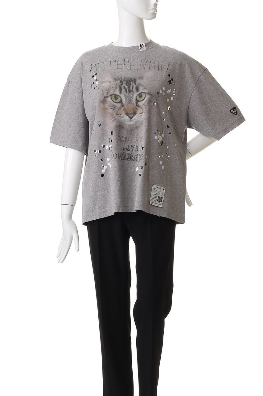 【メゾン ミハラヤスヒロ/Maison MIHARA YASUHIRO】のEMBELLISHED DISTRESSED Tシャツ 人気、トレンドファッション・服の通販 founy(ファニー) 　ファッション　Fashion　レディースファッション　Fashion for Women　トップス・カットソー　Cut & Sew Tops　シャツ・ブラウス・オフィスカジュアル　Elegant Blouses & Button-Ups　ロングTシャツ・Tシャツ　Longline T-Shirts & Tees　カットソー・ベーシックTシャツ　Cut-and-Sewn Tops / Stretch Tees & Basics　ショート　Short, Short Length　シンプル　Simple, Minimal　ストーン　Stone, Gem-Like　スリーブ　Sleeve, Long Sleeve / Short Sleeve　ダメージ　Distressed, Destroyed　フロント　Front, Front Design　ボトム　Bottoms, Lower Wear　新作・新入荷　New Arrivals / New In　other-2|ID: prp329100004664795 ipo3291000000033743975