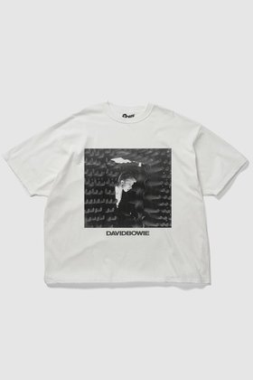 【キャサリンハムネット/KATHARINE HAMNETT LONDON】 【UNISEX】「STATION TO STATION」デヴィッド・ボウイ コラボレーションTシャツ人気、トレンドファッション・服の通販 founy(ファニー) ファッション Fashion レディースファッション Fashion for Women トップス・カットソー Cut & Sew Tops シャツ・ブラウス・オフィスカジュアル Elegant Blouses & Button-Ups ロングTシャツ・Tシャツ Longline T-Shirts & Tees カットソー・ベーシックTシャツ Cut-and-Sewn Tops / Stretch Tees & Basics ユニセックス Unisex, Genderless ショート Short, Short Length ジャケット Jacket, Outerwear スリーブ Sleeve, Long Sleeve / Short Sleeve ヴィンテージ Vintage Style 新作・新入荷 New Arrivals / New In |ID:prp329100004664802