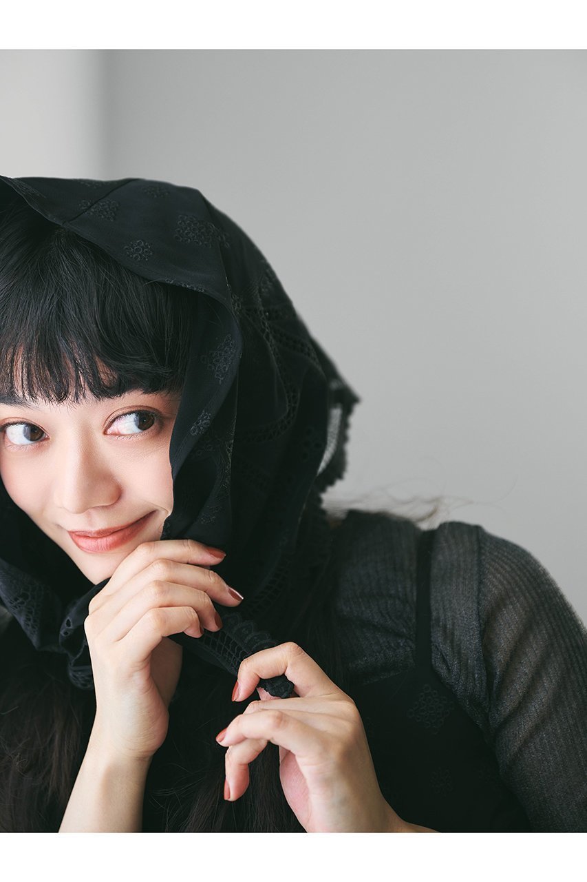 【エストラータ/STRATA】のエンブロイダリースカーフセットオールインワン 人気、トレンドファッション・服の通販 founy(ファニー) 　ファッション　Fashion　レディースファッション　Fashion for Women　パンツ　Pants & Trousers　インナー　Innerwear　シンプル　Simple, Minimal　スカラップ　Scallop, Scalloped Edge　スカーフ　Scarf, Neckwear　デニム　Denim, Jeans Material　トレンド　Trend, Trending Now　フェミニン　Feminine, Girly　リボン　Ribbon, Bow　ロング　Long, Long-Length　新作・新入荷　New Arrivals / New In　other-3|ID: prp329100004669596 ipo3291000000033762313