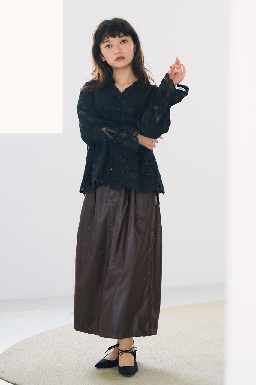 【エストラータ/STRATA】のエンブロイダリーリボンスリーブブラウス 人気、トレンドファッション・服の通販 founy(ファニー) 　ファッション　Fashion　レディースファッション　Fashion for Women　トップス・カットソー　Cut & Sew Tops　シャツ・ブラウス・オフィスカジュアル　Elegant Blouses & Button-Ups　おすすめ　Recommended / Our Picks　インナー　Innerwear　ジャケット　Jacket, Outerwear　スウェット / スエット　Sweatshirt, Sweatwear　スカラップ　Scallop, Scalloped Edge　スリーブ　Sleeve, Long Sleeve / Short Sleeve　デニム　Denim, Jeans Material　バランス　Balance, Style Balance　ロング　Long, Long-Length　新作・新入荷　New Arrivals / New In　other-4|ID: prp329100004669597 ipo3291000000033762322