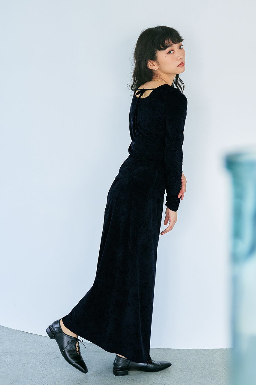 【エストラータ/STRATA】のトリアセベロアトップス 人気、トレンドファッション・服の通販 founy(ファニー) 　ファッション　Fashion　レディースファッション　Fashion for Women　トップス・カットソー　Cut & Sew Tops　シャツ・ブラウス・オフィスカジュアル　Elegant Blouses & Button-Ups　ベロアトップス　Velour Tops / Velvet-Look Items　おすすめ　Recommended / Our Picks　インナー　Innerwear　カットソー　Cut and Sewn Top　コンパクト　Compact, Small Size　ジャケット　Jacket, Outerwear　ストレッチ　Stretch, Stretchy Fabric　スリーブ　Sleeve, Long Sleeve / Short Sleeve　セットアップ　Set-Up, Coordinated Outfit　ベロア　Velour, Soft Velvet　リボン　Ribbon, Bow　ロング　Long, Long-Length　エレガント 上品　Elegant　other-4|ID: prp329100004669602 ipo3291000000035493255