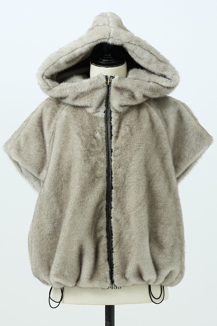 【デザイン ワークス/DESIGN WORKS】のリッチフェイクファーフードジレ 人気、トレンドファッション・服の通販 founy(ファニー) 　ファッション　Fashion　レディースファッション　Fashion for Women　アウター　Coat / Outerwear Collection　トップス・カットソー　Cut & Sew Tops　シャツ・ブラウス・オフィスカジュアル　Elegant Blouses & Button-Ups　レディースパーカー・カジュアルフーディー　Casual Hoodies & Sweatshirts　ロングTシャツ・Tシャツ　Longline T-Shirts & Tees　ベスト&ジレ / 重ね着スタイル　Vests & Gilets　スウェット・クルーネックトップス　Sweatshirts & Crewnecks / Relaxed Fit Sweat Tops　カットソー・ベーシックTシャツ　Cut-and-Sewn Tops / Stretch Tees & Basics　おすすめ　Recommended / Our Picks　デニム　Denim, Jeans Material　フェイクファー　Faux Fur, Imitation Fur　フォルム　Silhouette, Form　ブラウジング　Blouson Silhouette, Cinched Waist　ワイド　Wide, Wide Fit　新作・新入荷　New Arrivals / New In　A/W・秋冬　Autumn/Winter　other-2|ID: prp329100004669611 ipo3291000000033762430